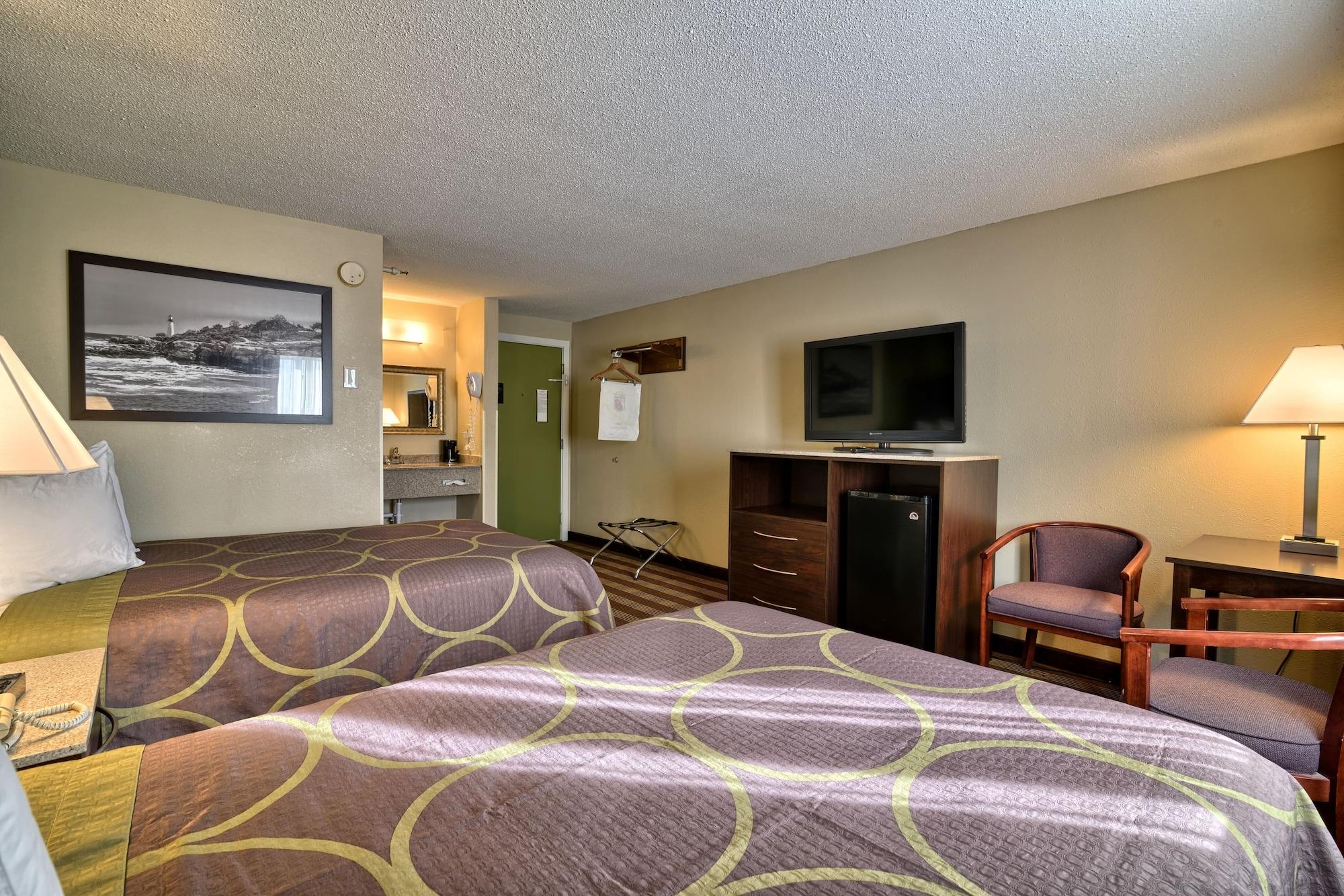 Super 8 By Wyndham Bangor Hotell Eksteriør bilde