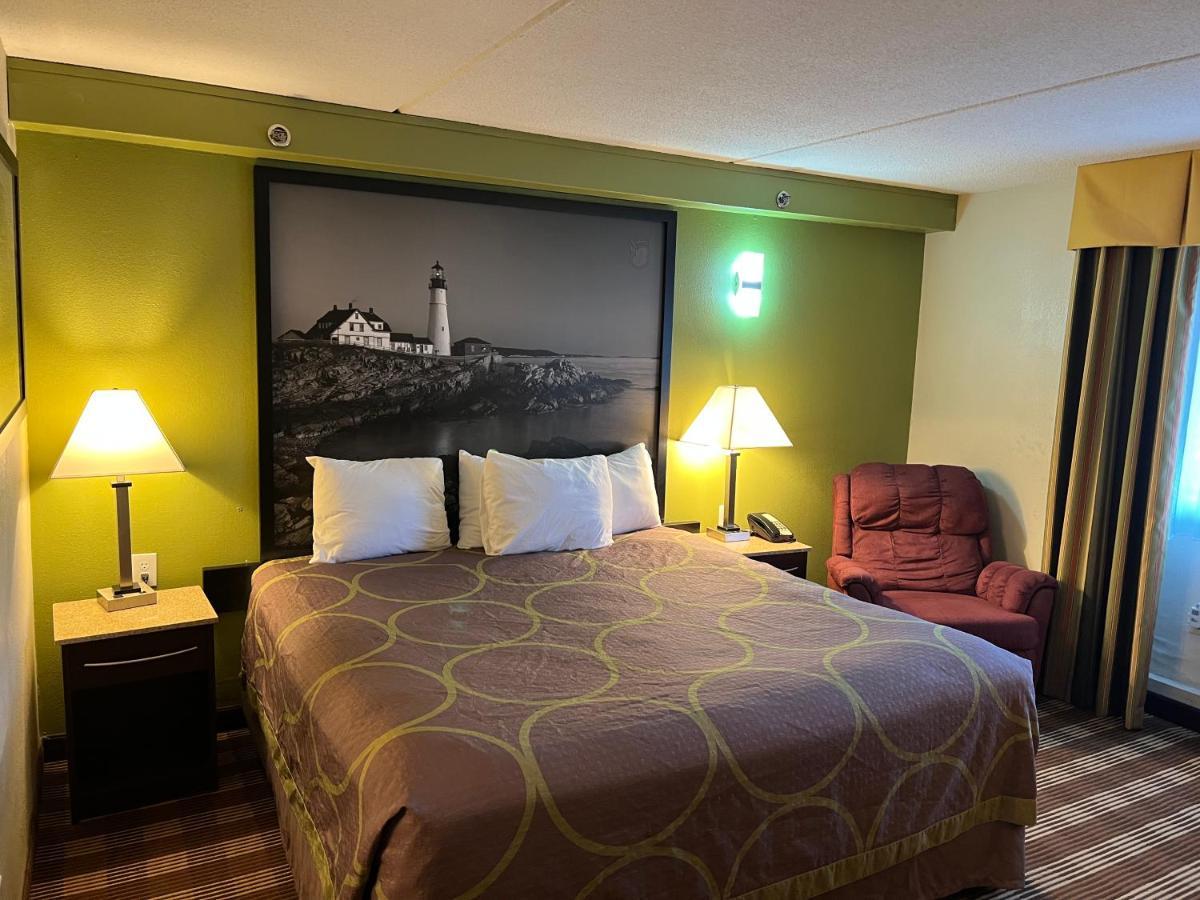 Super 8 By Wyndham Bangor Hotell Eksteriør bilde